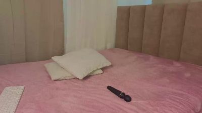 EmogeneKehoe live cam on Cam4
