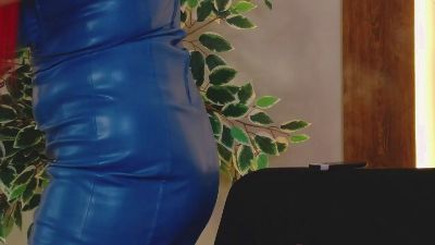 Emyhilton live cam on Cam4