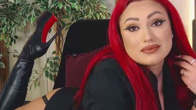 Emyhilton live cam on Cam4