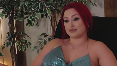 Emyhilton live cam on Cam4