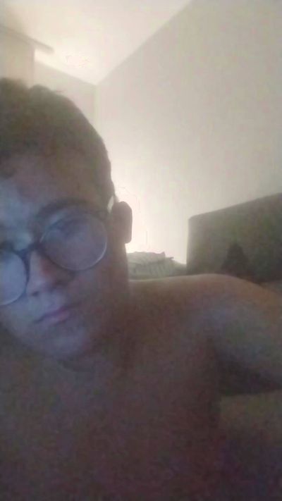 Enaitz365 live cam on Cam4