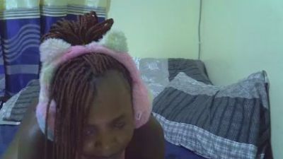 Enchantedvee live cam on Cam4