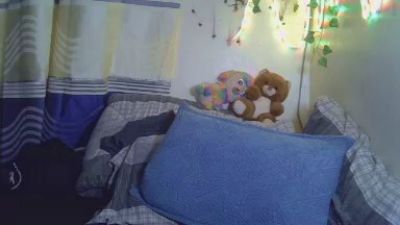 Enchantedvee live cam on Cam4