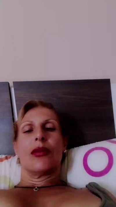 Eneda live cam on Cam4
