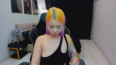 EnergyBunny_1 live cam on Cam4