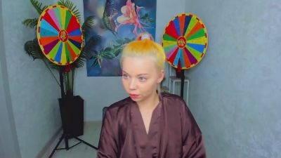 EnergyBunny_1 live cam on Cam4