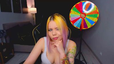 EnergyBunny_1 live cam on Cam4