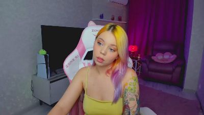 EnergyBunny_1 live cam on Cam4