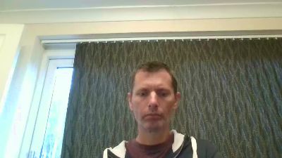 Englishguy183 live cam on Cam4