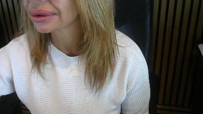 Enia live cam on Cam4