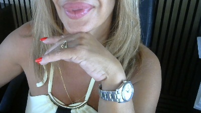 Enia live cam on Cam4