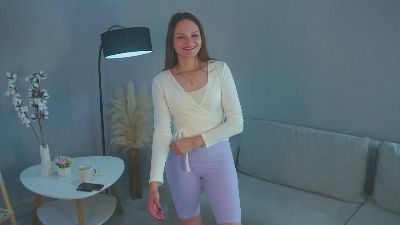 EnolaKubishta live cam on Cam4