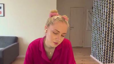 EnolaPrehm live cam on Cam4