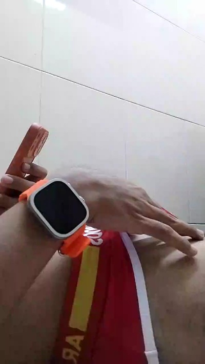 Enriquegc197 live cam on Cam4