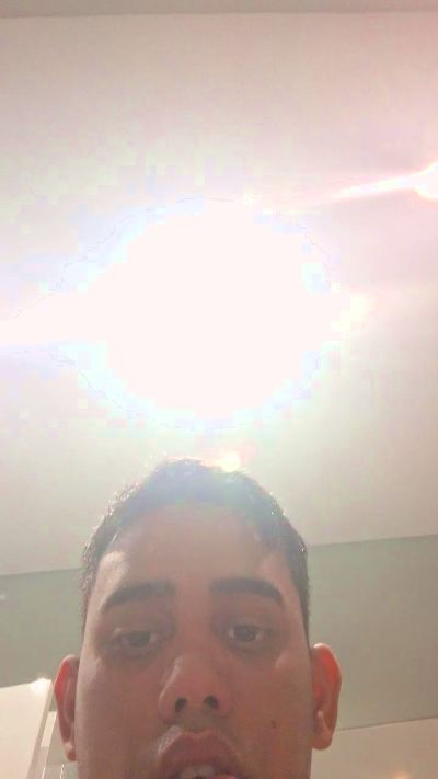 Enriquevk20 live cam on Cam4