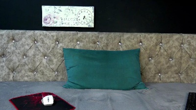 EnzoKnox live cam on Cam4