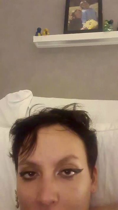 Eowine live cam on Cam4