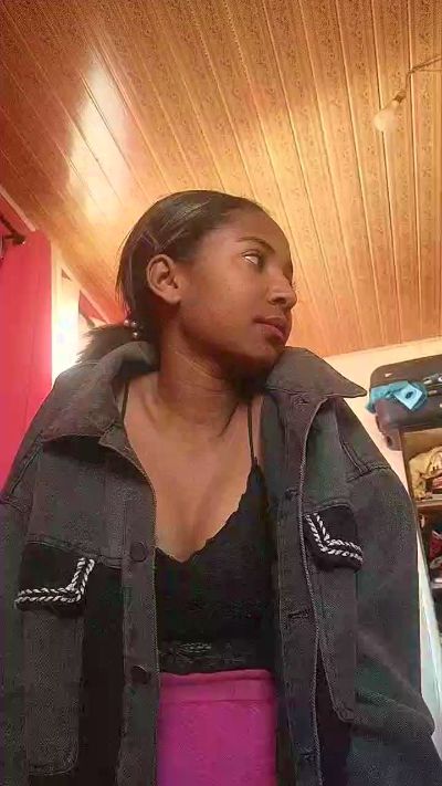 Erica live cam on Cam4