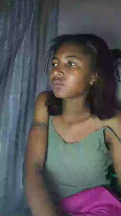 Erica live cam on Cam4