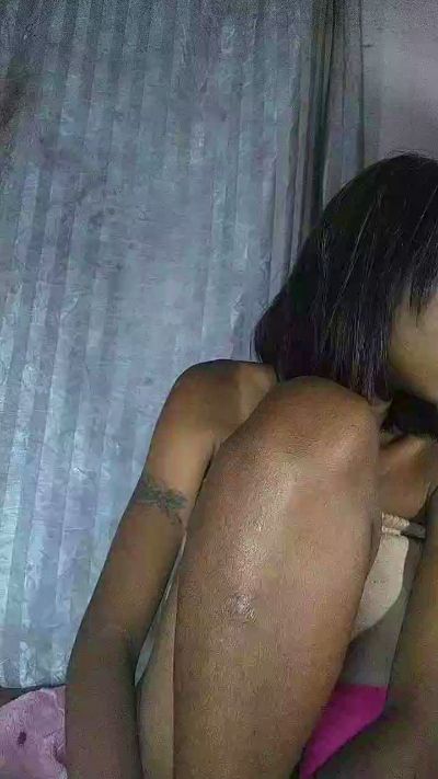 Erica live cam on Cam4