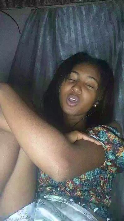 Erica live cam on Cam4