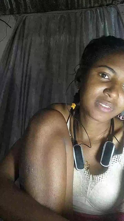 Erica live cam on Cam4