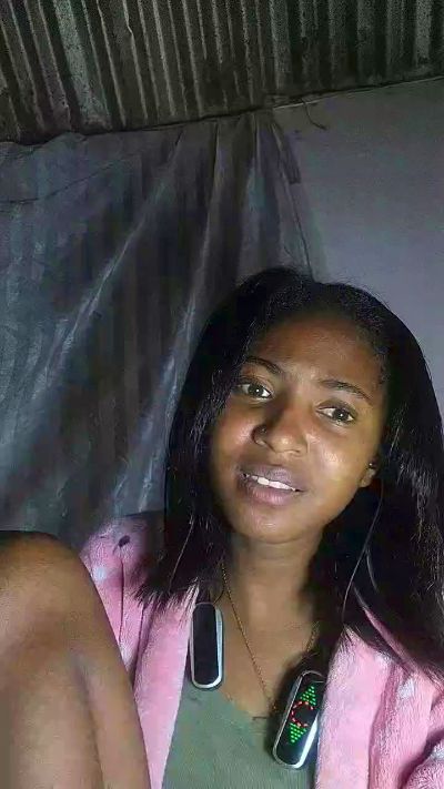 Erica live cam on Cam4