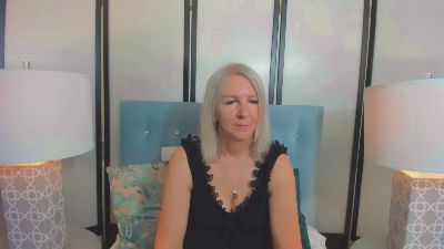 EricaSweet live cam on Cam4