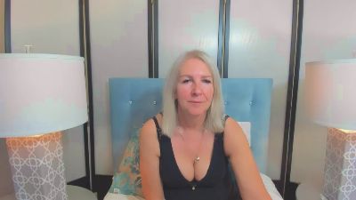 EricaSweet live cam on Cam4