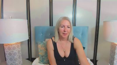EricaSweet live cam on Cam4