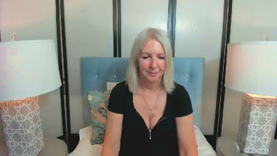 EricaSweet live cam on Cam4