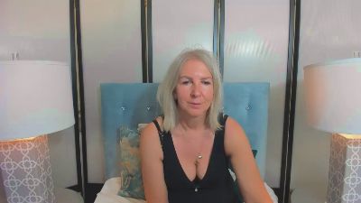 EricaSweet live cam on Cam4