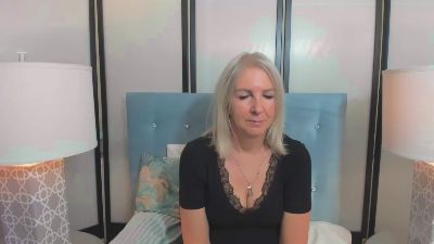 EricaSweet live cam on Cam4