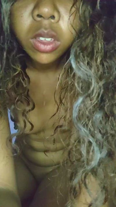 Erica_R live cam on Cam4