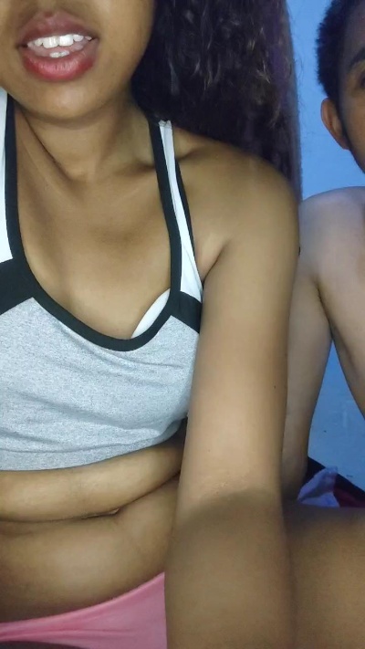 Erica_R live cam on Cam4