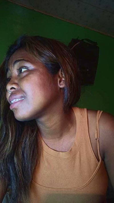 Ericahot2 live cam on Cam4