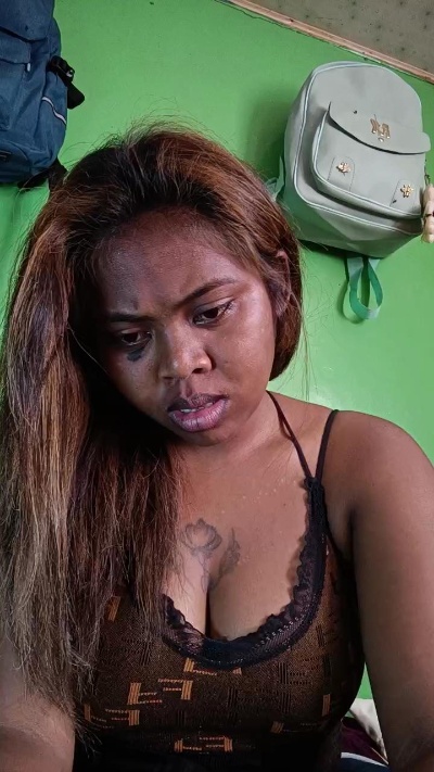 Ericahot2 live cam on Cam4