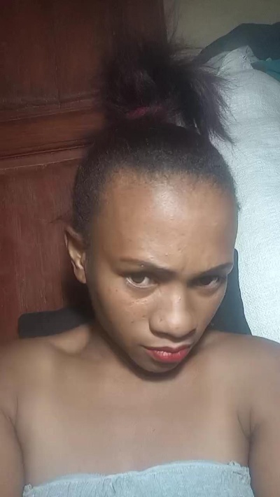 Ericahot2 live cam on Cam4