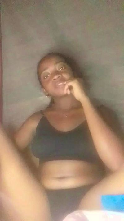 Ericahy live cam on Cam4