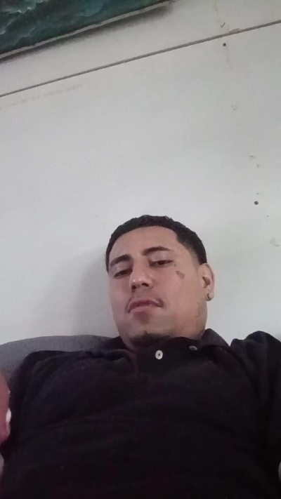 Ericdaniel97 live cam on Cam4