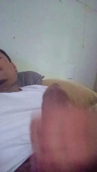 Ericdaniel97 live cam on Cam4