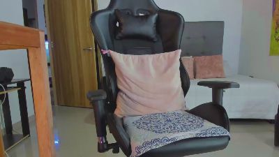 ErikJackson35 live cam on Cam4