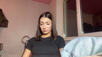 ErinGubitosi live cam on Cam4