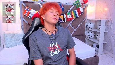 EriolWest live cam on Cam4