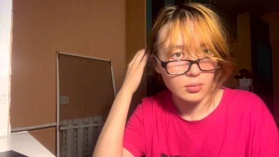 ErlindaSelzler live cam on Cam4