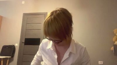 ErlindaSelzler live cam on Cam4