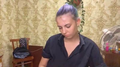 ErmaOffield live cam on Cam4