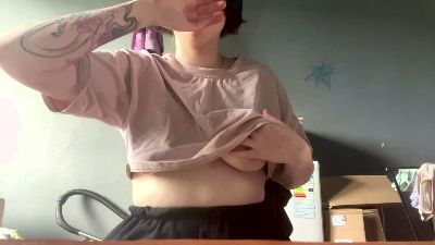 ErmelindaIng live cam on Cam4