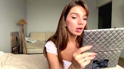 ErnaDuane live cam on Cam4