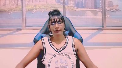 ErroticStarr1zn live cam on Cam4